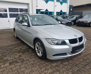 BMW BMW 318i touring Navi*Scheckheft*MFL*Klimaaut*PDC* Gebrauchtwagen