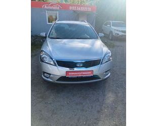 Kia Kia ceed / Ceed 1.4 CVVT Dream-Team Sporty Wagon Gebrauchtwagen