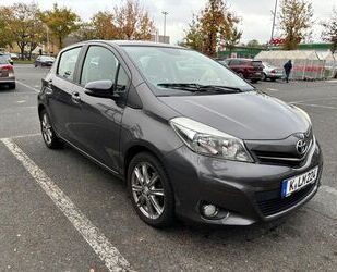 Toyota Toyota Yaris 1,33-l-Dual-VVT-i Club Club Gebrauchtwagen