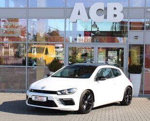 VW Volkswagen Scirocco 2.0 TSI R Pano Black-Style-P. Gebrauchtwagen