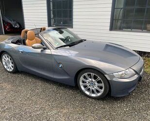 BMW BMW Z4 Roadster 3.0si*Autom*Klima*SHZ*Navi*M-Sport Gebrauchtwagen