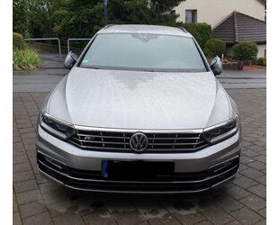 VW Volkswagen Passat Variant 2.0 TDI SCR 140kW DSG R- Gebrauchtwagen