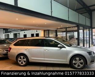 Skoda Skoda Octavia Combi Style Navi Apple Car Play LED Gebrauchtwagen