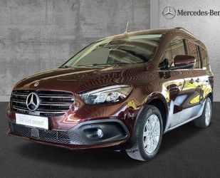 Mercedes-Benz Mercedes-Benz T 180 STYLE+7G-AUTO+LED+NAVI+ALU+PTS Gebrauchtwagen