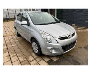 Hyundai Hyundai i20 FIFA WM Edition Klima Gebrauchtwagen