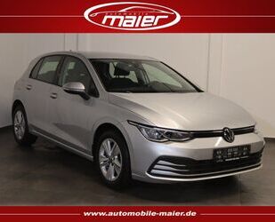 VW Volkswagen Golf Life 1.0 eTSI DSG-Navi-LED-SHZ-ACC Gebrauchtwagen