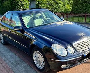 Mercedes-Benz Mercedes-Benz 220 | W211 | sehr gut erhalten | Lie Gebrauchtwagen