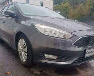 Ford Ford Focus Turnier Business 1.0 - NAVI - AHK - PDC Gebrauchtwagen