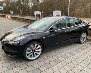 Tesla Tesla Model 3 Performance - erweiterter Autopilot Gebrauchtwagen