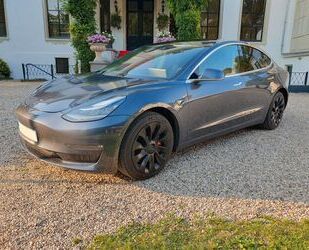 Tesla Tesla Model 3 LR Performance Paket FREE SUPERCHARG Gebrauchtwagen