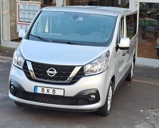 Nissan Nissan NV300 Premium L2H1 8-Sitzer AHK Navi Sitzhz Gebrauchtwagen