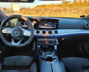 Mercedes-Benz Mercedes-Benz E400d T 4Matic mit AMG LINE und Nigh Gebrauchtwagen