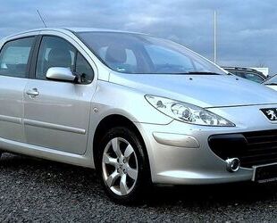 Peugeot Peugeot 307 2.0 16V 140 PS Aut.* Klima * PDC * Gebrauchtwagen