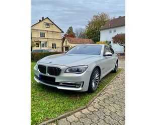 BMW BMW 740d Individual 360-Kamera*ACC*Soft*Head up*Vo Gebrauchtwagen