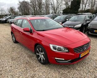 Volvo Volvo V60 2.4 D6 AWD Plug-In Hybrid Summum Gebrauchtwagen