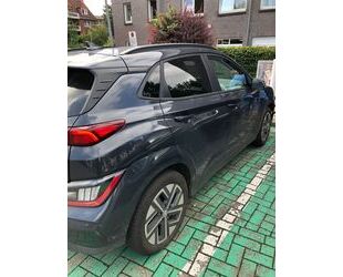 Hyundai Hyundai Kona ELEKTRO 150kW Select-Paket -Nav-Kuppl Gebrauchtwagen