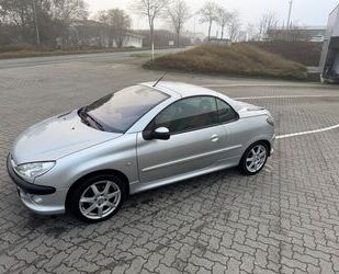 Peugeot Peugeot 206 CC Cabrio - TÜV 07.2025 - Service NEU Gebrauchtwagen