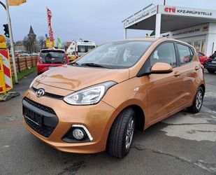 Hyundai Hyundai i10 FIFA World Cup Edition *PDC*Klima*SHZ* Gebrauchtwagen