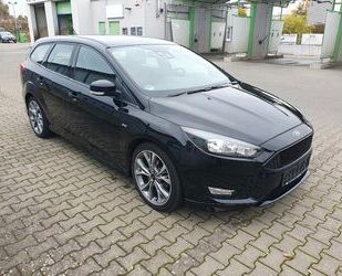 Ford Ford Focus Turnier ST-Line Gebrauchtwagen