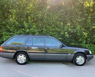 Mercedes-Benz Mercedes-Benz E 200 TE W/S124, Erstlack,Scheckheft Gebrauchtwagen