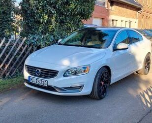 Volvo Volvo S60 T5 AWD Top Zustand Gebrauchtwagen