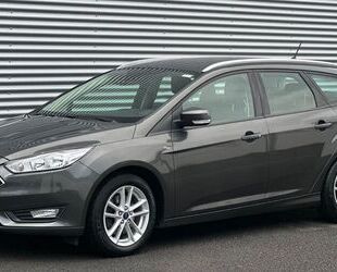 Ford Ford Focus Business 1.5/ALLES NEU/DR.HAND/GARANTIE Gebrauchtwagen