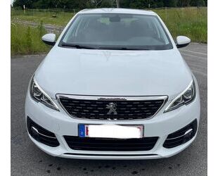 Peugeot Peugeot 308 Active Pack Navi Tempomat PDC USB Blue Gebrauchtwagen