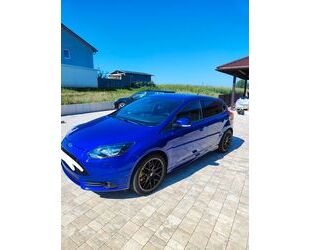 Ford Ford Focus 2,0 EcoBoost ST Leder-Sport-Paket ST Gebrauchtwagen