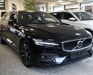 Volvo Volvo V60 Kombi Momentum Pro +AHK+RFK+STHZ+SHZ-hin Gebrauchtwagen