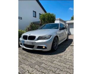 BMW BMW 320d Touring E91 M-Paket 8 fach bereift Gebrauchtwagen