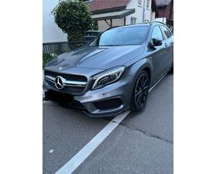 Mercedes-Benz Mercedes-Benz GLA 45 AMG Mercedes-AMG GLA 45 4MATI Gebrauchtwagen