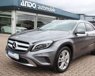 Mercedes-Benz Mercedes-Benz GLA 200d Leder/Xenon/COMAND/H&K/Kame Gebrauchtwagen