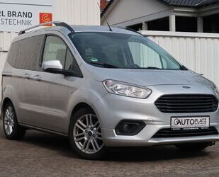 Ford Ford Tourneo Courier 1.5TDCi Titanium *5-SITZER *N Gebrauchtwagen