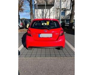 Toyota Toyota Yaris 1,4-l-D-4D Edition-S Edition-S Gebrauchtwagen