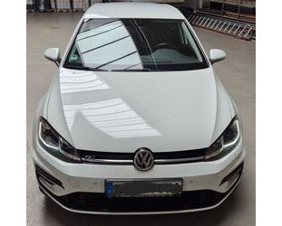 VW Volkswagen Golf 1.5 TSI ACT Highline R-Line Gebrauchtwagen