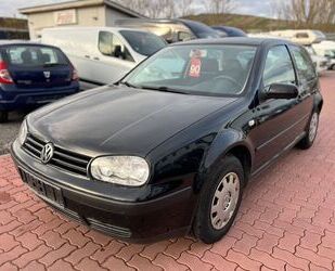 VW Volkswagen Golf 1.4 Basis*Klima*Servo*Zentralver.* Gebrauchtwagen