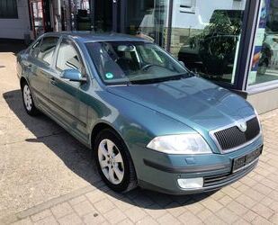 Skoda Skoda Octavia Lim. Elegance DSG Xenon Gebrauchtwagen