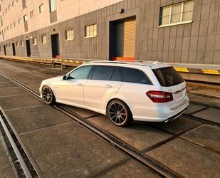 Mercedes-Benz Mercedes-Benz E 63 AMG T-Modell DESIGNO AMG PERFOR Gebrauchtwagen