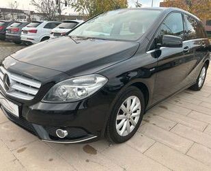 Mercedes-Benz Mercedes-Benz B 180 Navi PDC Leder SHZ Klima Top Z Gebrauchtwagen