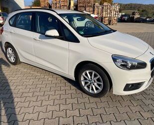 BMW BMW 216 Active Tourer Scheckheft,erste Hand,8 fach Gebrauchtwagen