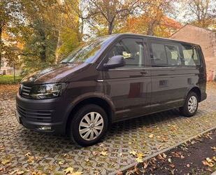 VW Volkswagen T6 Caravelle 9 Sitzer scheckheftgepfleg Gebrauchtwagen