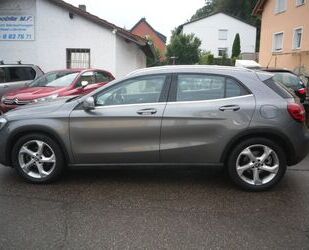 Mercedes-Benz Mercedes-Benz GLA 180 GLA 1,6 l 122PS 68000KM Navi Gebrauchtwagen