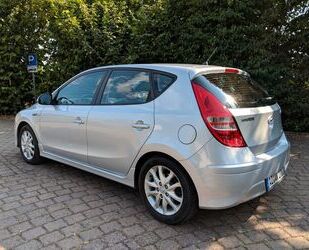 Hyundai Hyundai i30 blue 1.6 CRDi Comfort Gebrauchtwagen