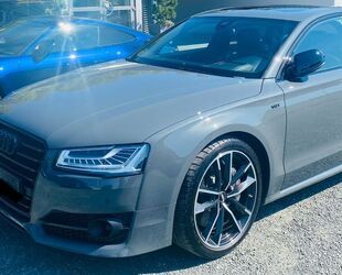 Audi Audi S8 plus,Sonderlack,Stdhz,Ceramik,ACC,softclos Gebrauchtwagen