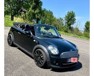 Mini MINI Cooper D Cabrio black in black Gebrauchtwagen