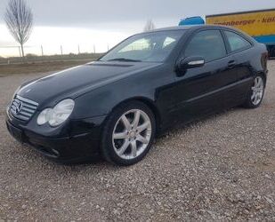 Mercedes-Benz Mercedes-Benz C -Klasse Sportcoupe C 180 Gebrauchtwagen