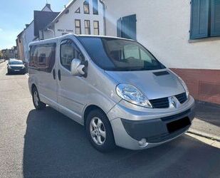 Renault Renault Trafic 2.5 dCi Passenger-AUTOMATIK-8.Sitze Gebrauchtwagen