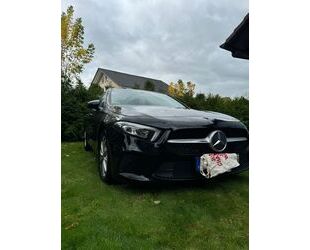 Mercedes-Benz Mercedes-Benz A 180 d DCT AMG Interieur 8-fach ber Gebrauchtwagen