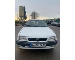 Opel Opel Astra 1.6 Automatik - Gebrauchtwagen