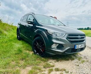 Ford Ford Kuga 1,5 EcoBoost 4x4 134kW ST-Line Automat . Gebrauchtwagen